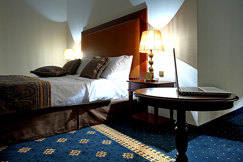 Primoretz Grand Hotel & SPA — Hotel rooms in Bourgas, Burgas Region