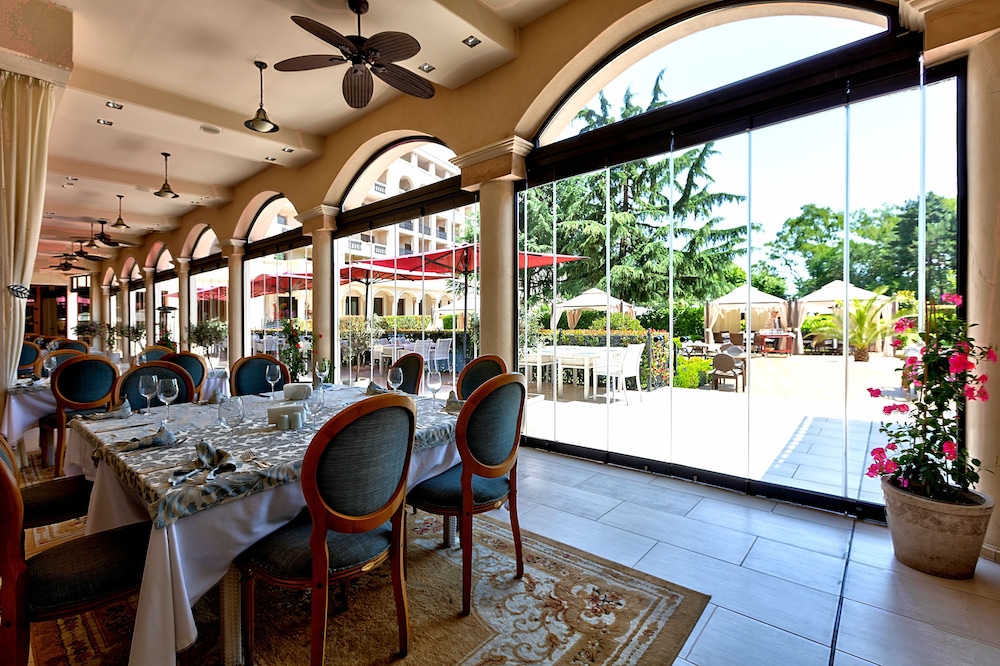 Primoretz Grand Hotel & SPA — Restaurant & bars in Bourgas, Burgas Region
