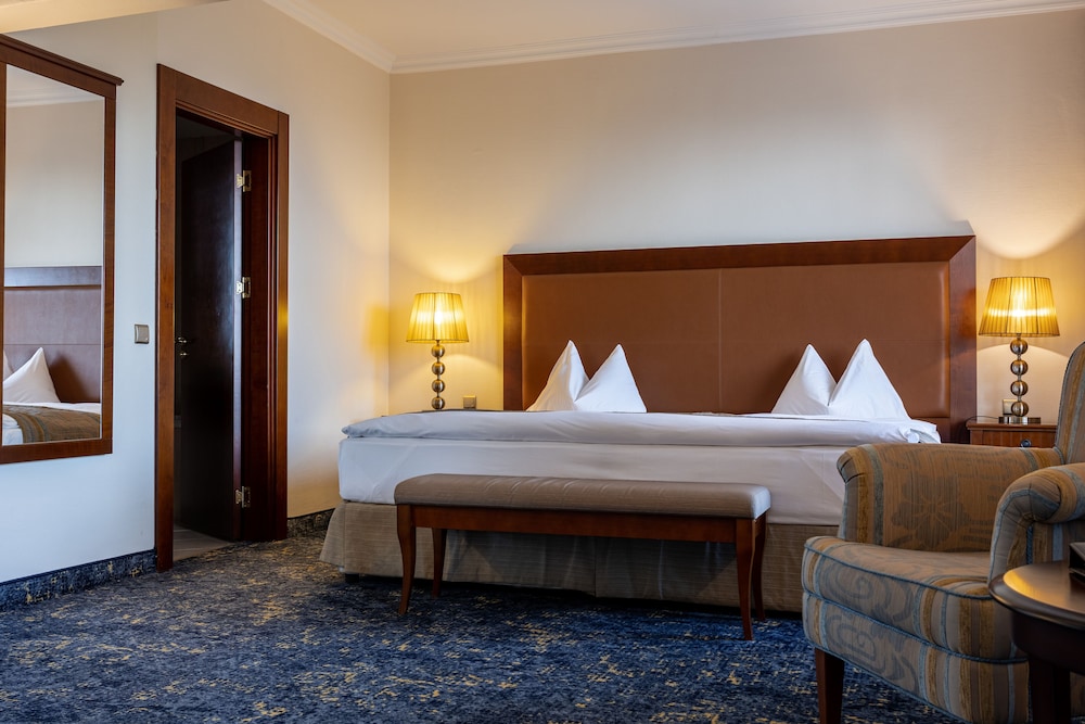Primoretz Grand Hotel & SPA — Hotel rooms in Bourgas, Burgas Region