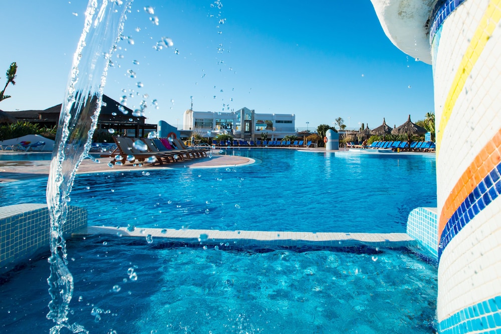 HL Club Playa Blanca Hotel — Swimming pool in Playa Blanca, Canary Islands