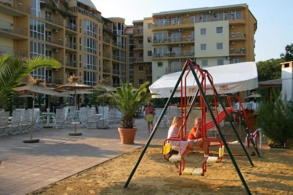 Joya Park Complex — Attractions for children in Golden Sands, Varna Region
