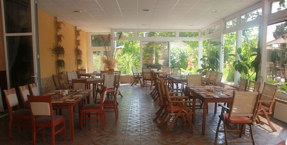 Joya Park Complex — Restaurant & bars in Golden Sands, Varna Region