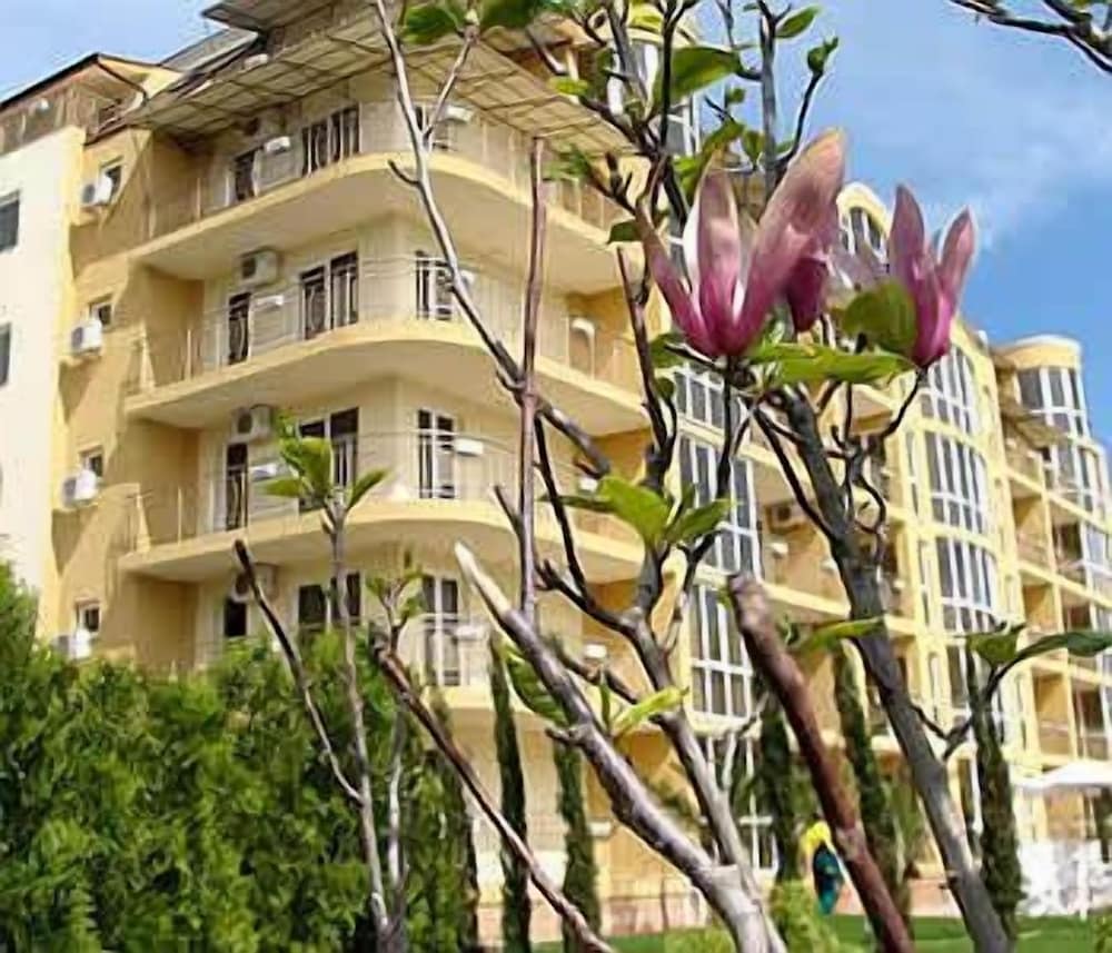 Joya Park Complex — Hotel building in Golden Sands, Varna Region