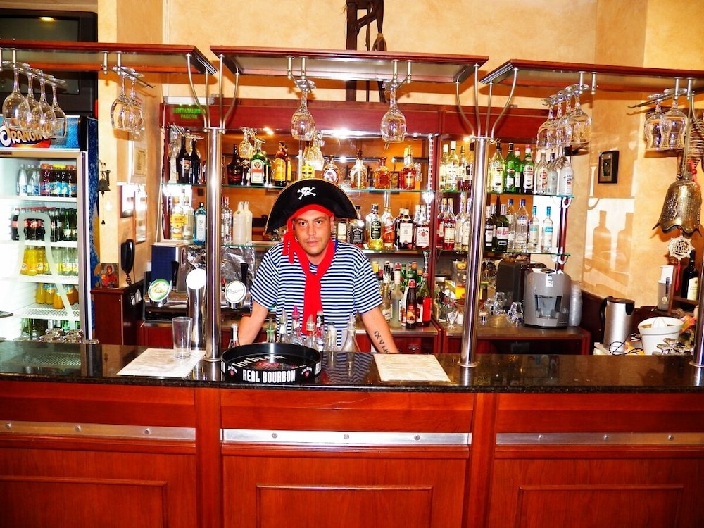 Joya Park Complex — Restaurant & bars in Golden Sands, Varna Region