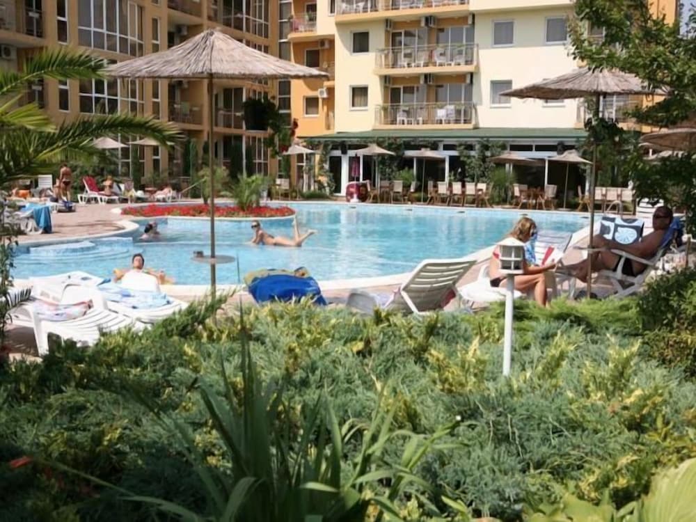 Joya Park Complex — Swimming pool in Golden Sands, Varna Region