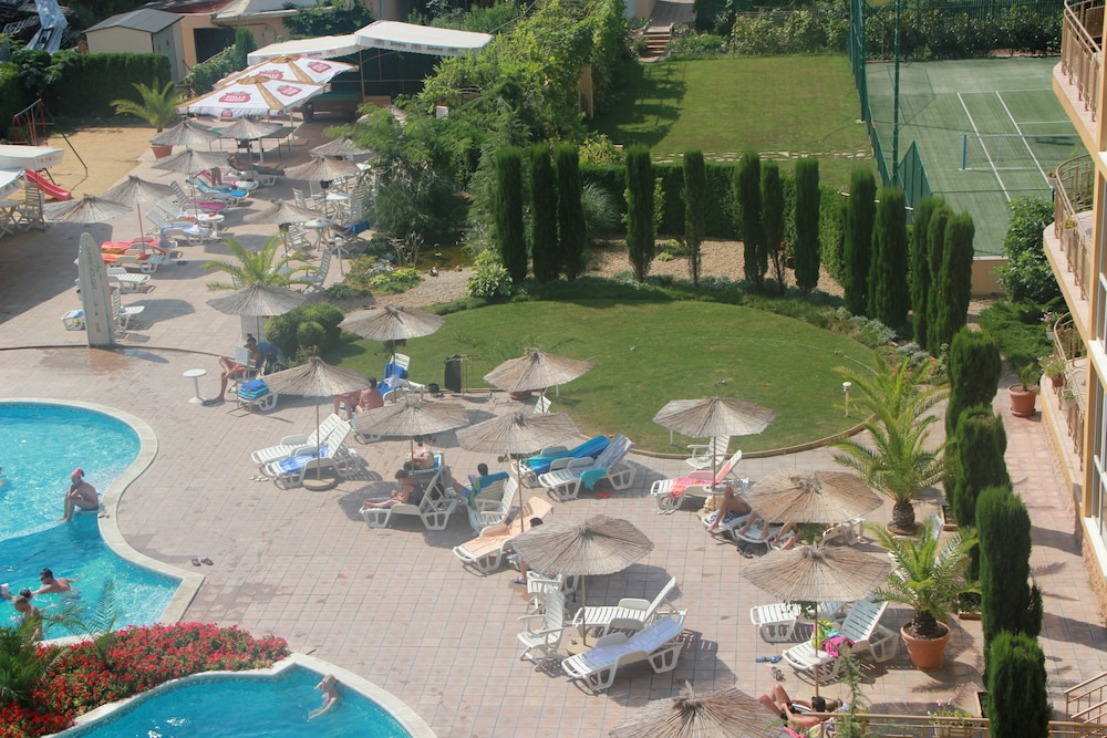 Joya Park Complex — Swimming pool in Golden Sands, Varna Region