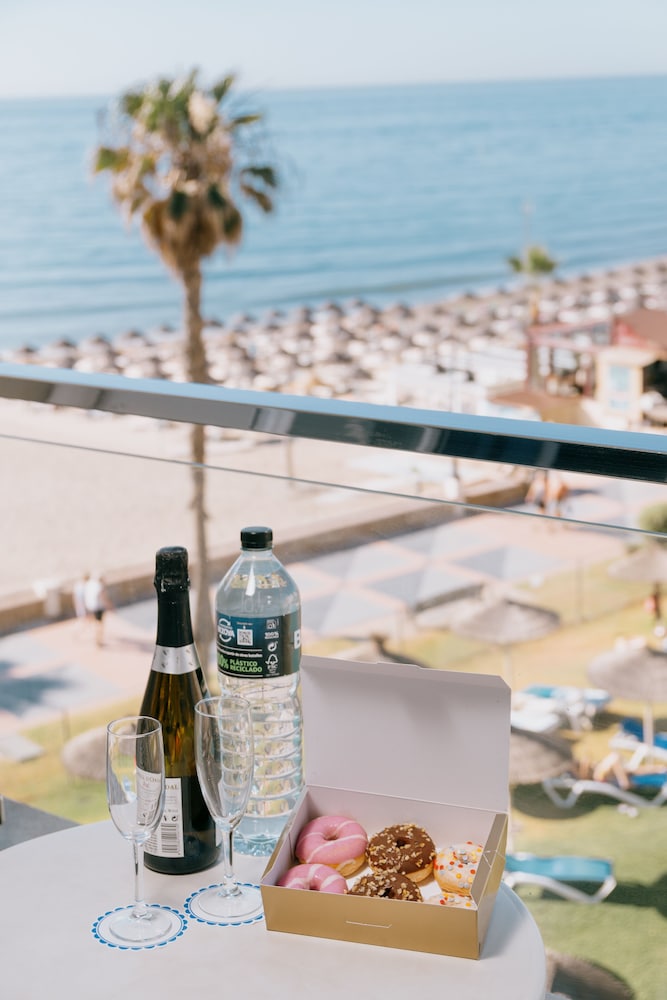 Hotel La Barracuda — Beach in Torremolinos, Andalusia