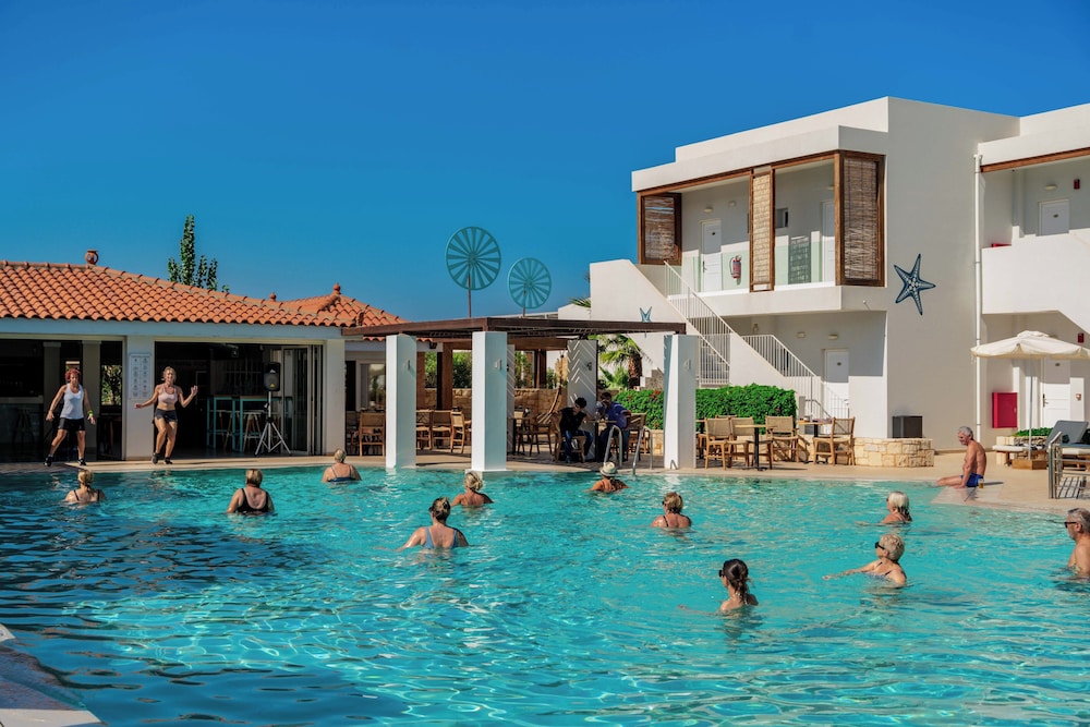 Aelius Hotel & Spa — Swimming pool in Gouves