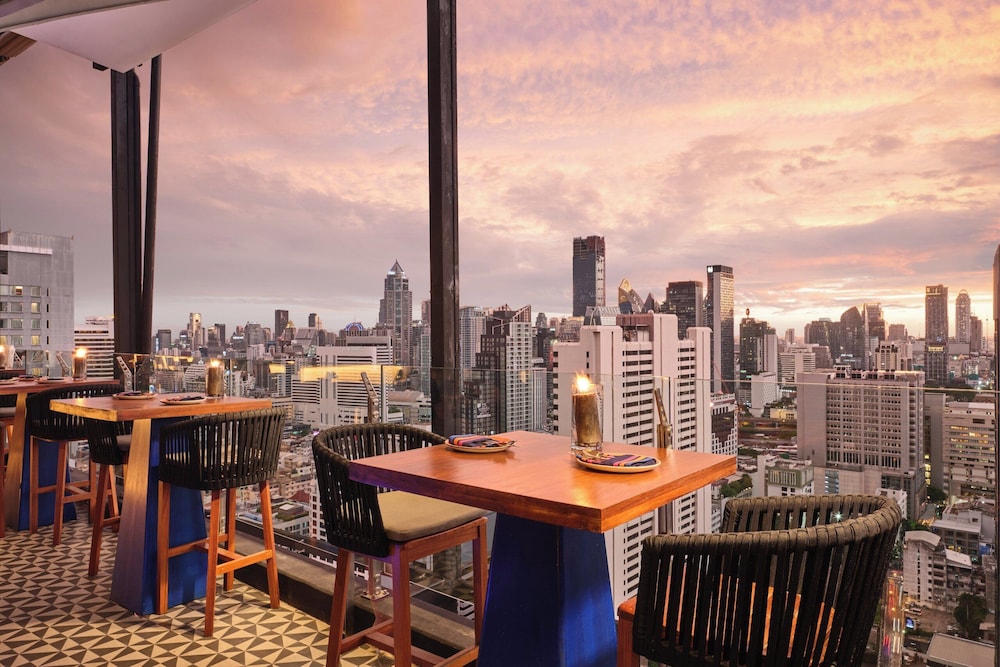 Fraser Suites Sukhumvit, Bangkok — Restaurant & bars in Bangkok, Bangkok