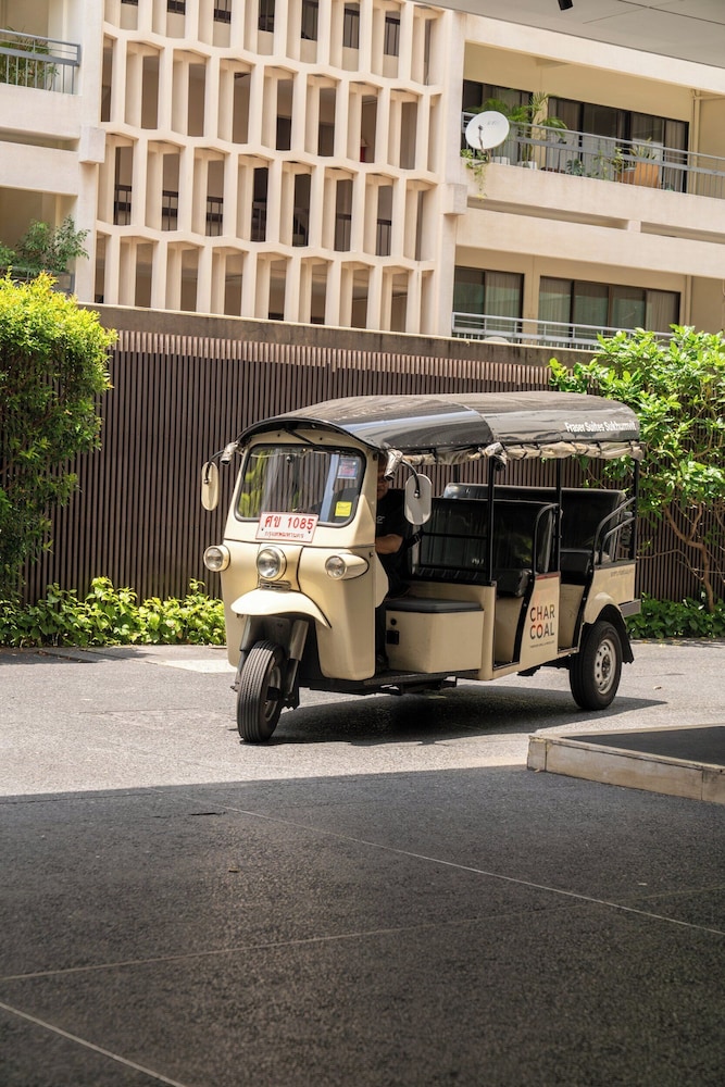 Fraser Suites Sukhumvit, Bangkok — Hotel building in Bangkok, Bangkok