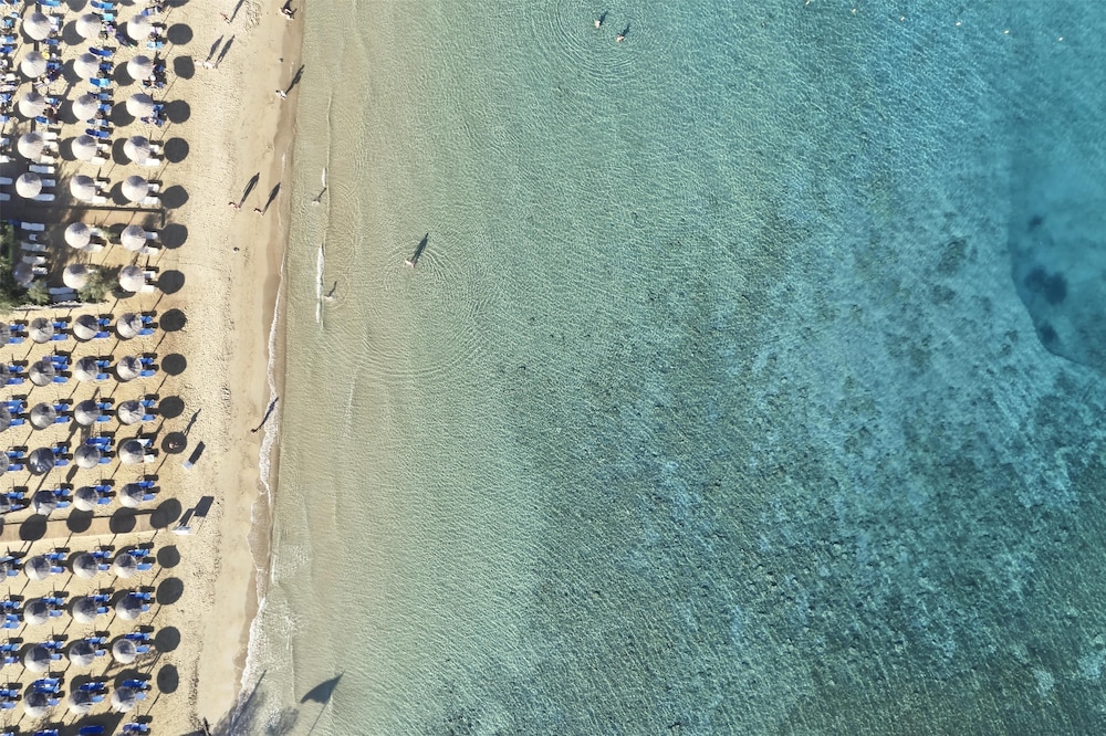 Lesante Classic - Preferred Hotels & Resorts — Beach in Tsilivi, Ionian Islands