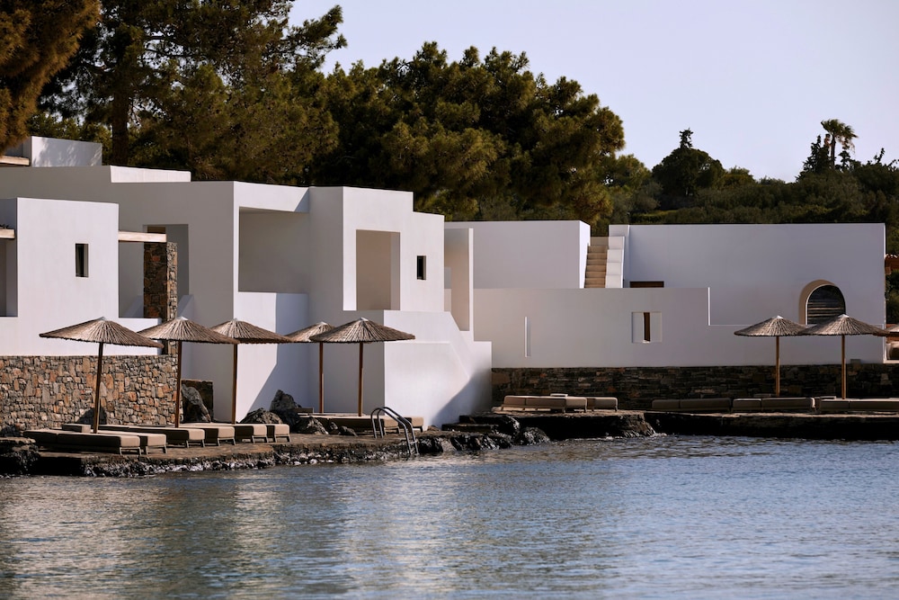 Minos Beach Art Hotel, a Member of Design Hotels — Hotel building in Ammoudara (Agios Nikolaos)