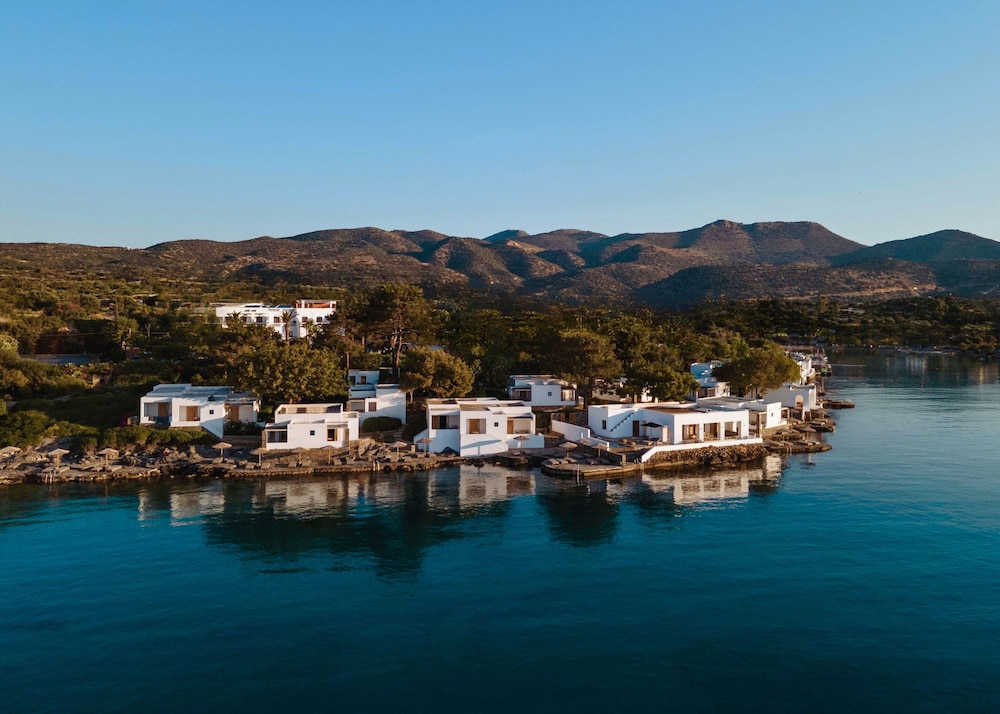 Minos Beach Art Hotel, a Member of Design Hotels — Hotel building in Ammoudara (Agios Nikolaos)