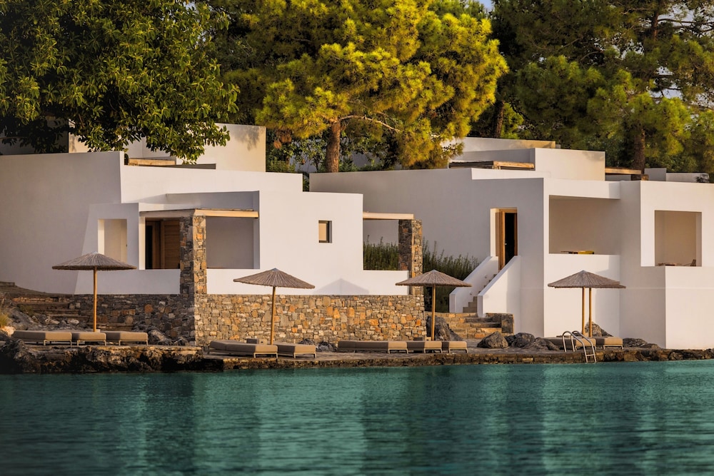 Minos Beach Art Hotel, a Member of Design Hotels — Hotel building in Ammoudara (Agios Nikolaos)