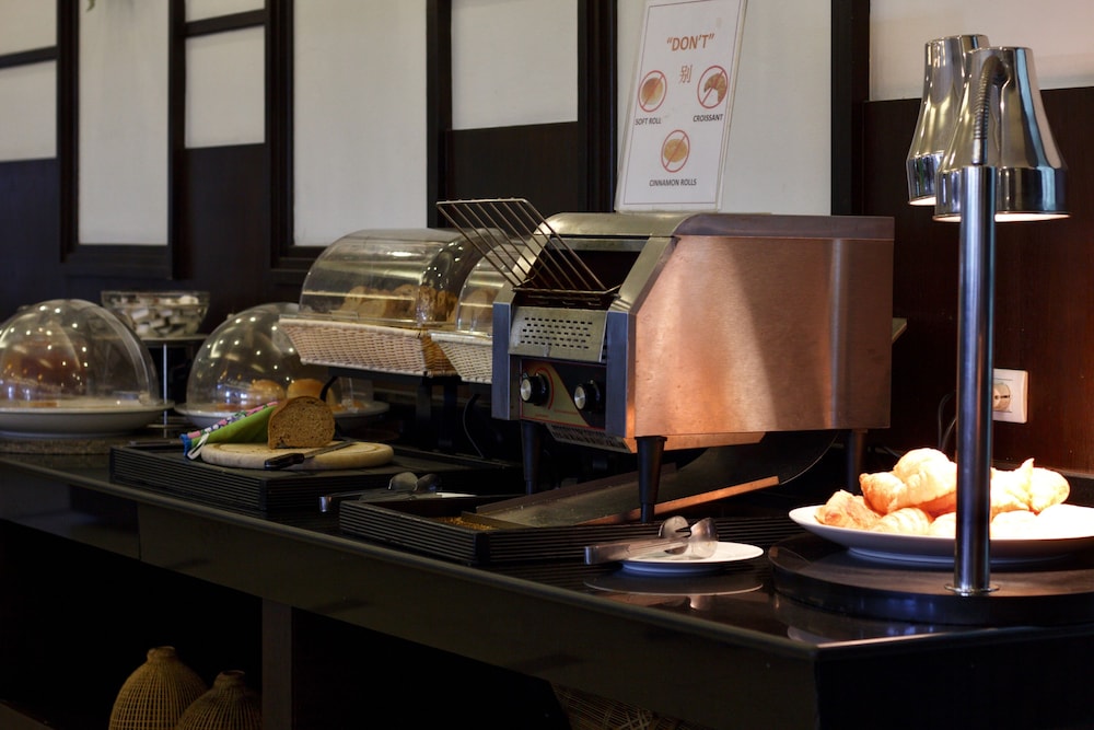 Andakira Hotel — Restaurant & bars in Patong Beach, Phuket Province