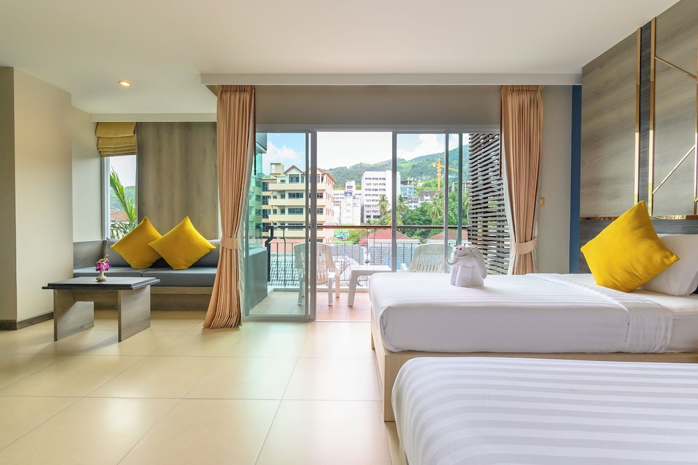 Andakira Hotel — Hotel rooms in Patong Beach, Phuket Province