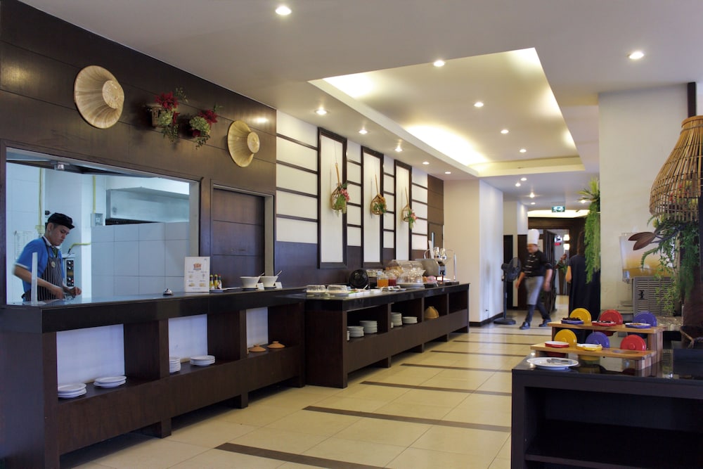 Andakira Hotel — Restaurant & bars in Patong Beach, Phuket Province