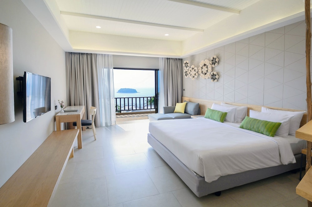 Andaman Cannacia Resort & Spa — Hotel rooms in Karon, Phuket Province