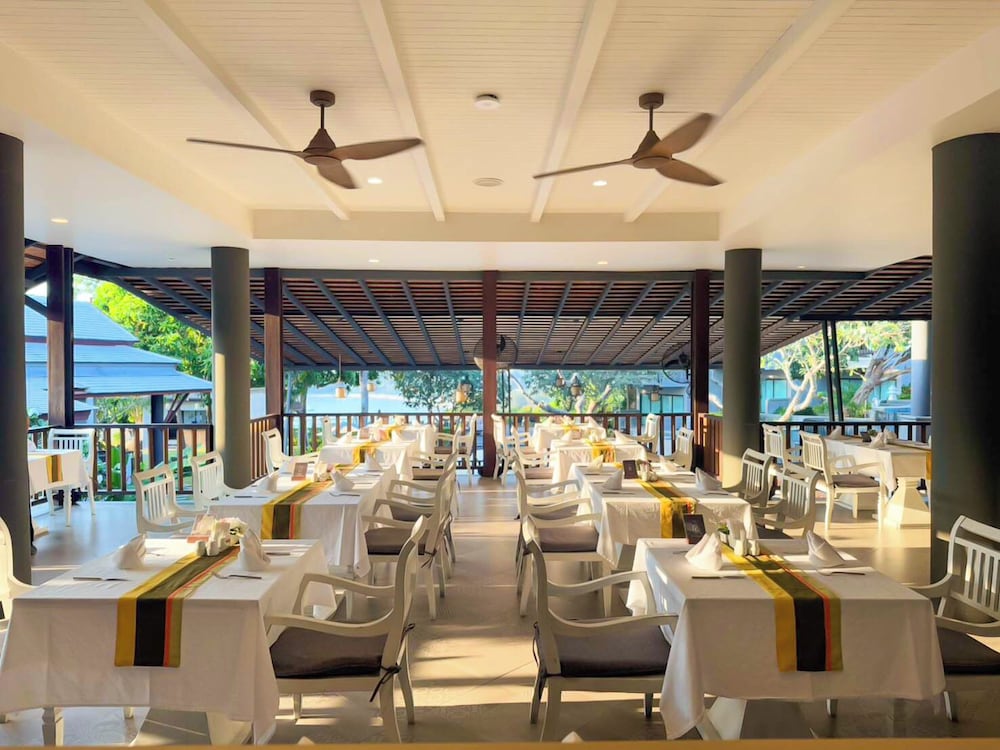 Andaman Cannacia Resort & Spa — Restaurant & bars in Karon, Phuket Province