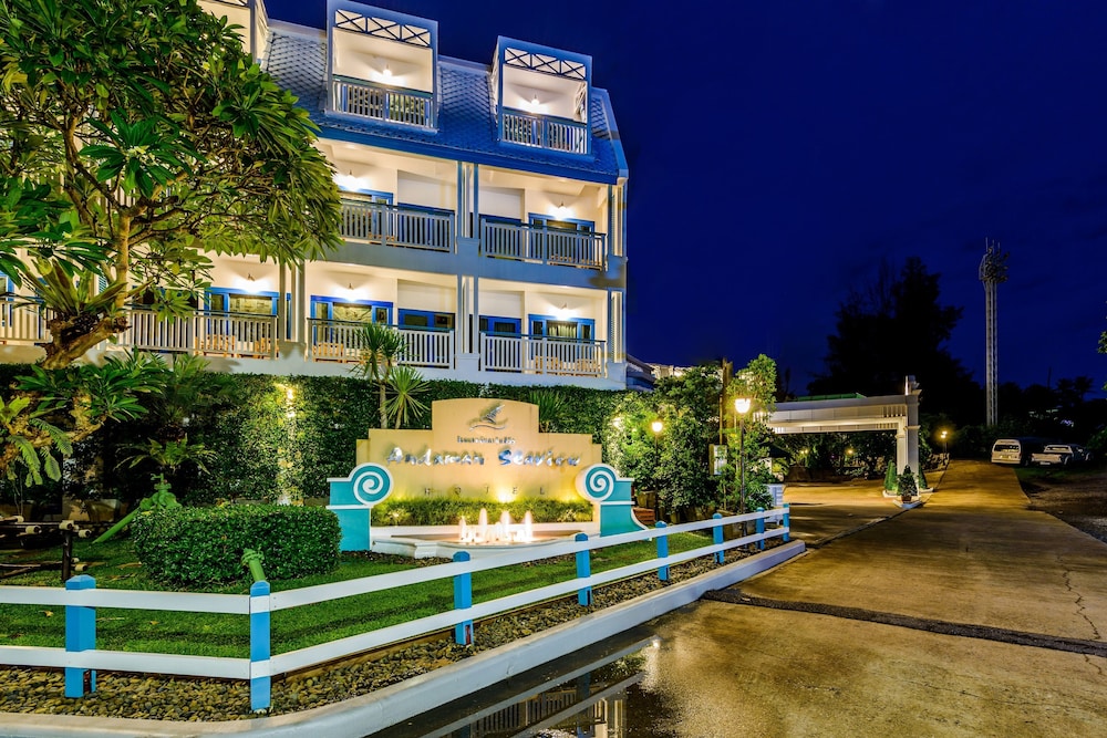 Andaman Seaview Hotel — Hotel building in Karon, Phuket Province