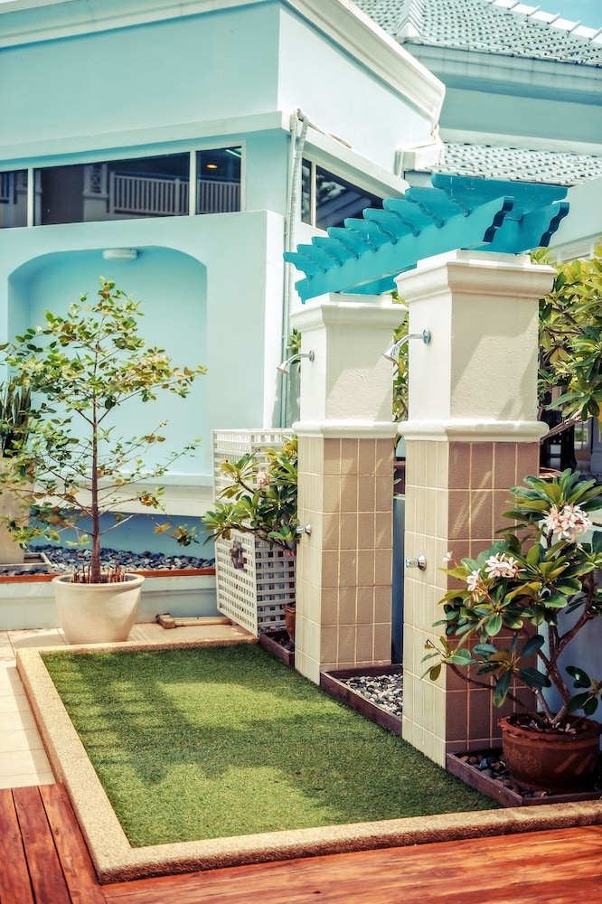 Andaman Seaview Hotel — Swimming pool in Karon, Phuket Province