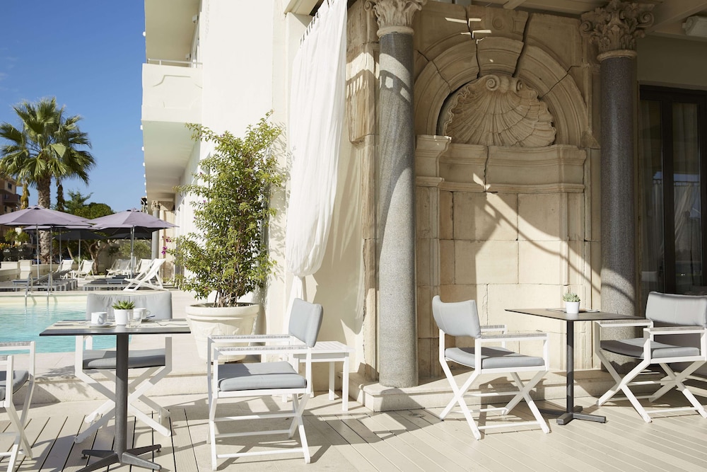 Mon Repos Palace - Adults Only — Hotel building in Corfu Town, Ionian Islands