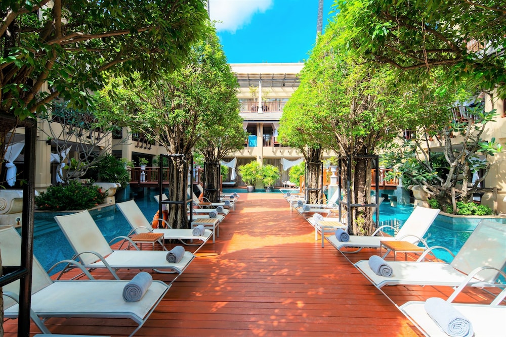Burasari Phuket Resort & Spa — Swimming pool in Patong Beach, Phuket Province