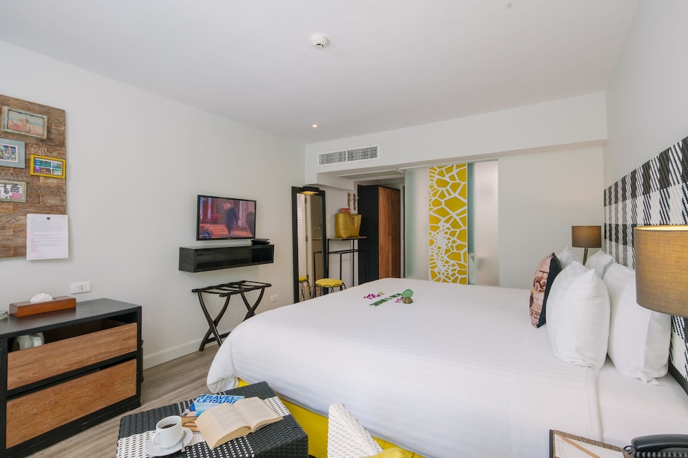 Burasari Phuket Resort & Spa — Hotel rooms in Patong Beach, Phuket Province