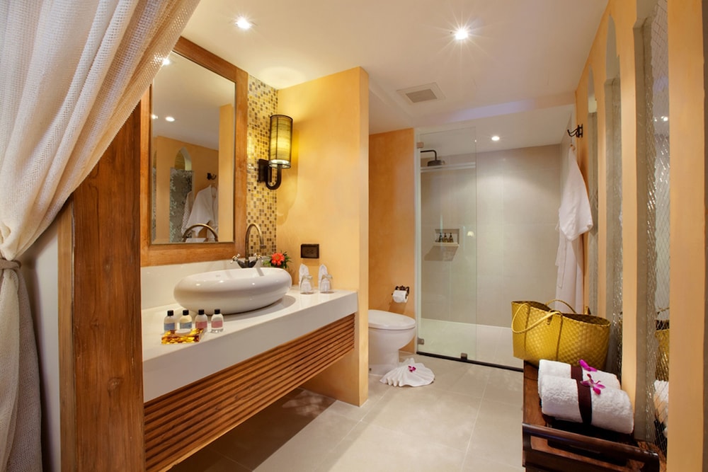 Burasari Phuket Resort & Spa — Hotel rooms in Patong Beach, Phuket Province