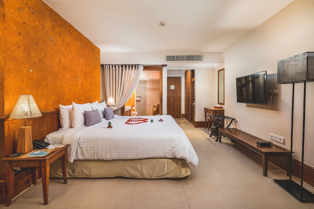 Burasari Phuket Resort & Spa — Hotel rooms in Patong Beach, Phuket Province