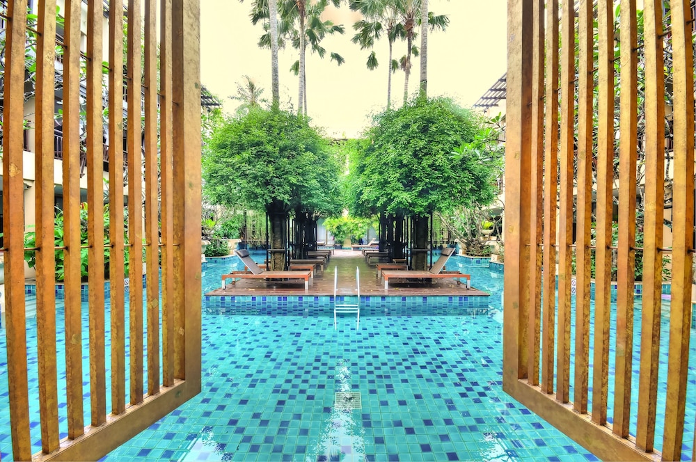 Burasari Phuket Resort & Spa — Swimming pool in Patong Beach, Phuket Province