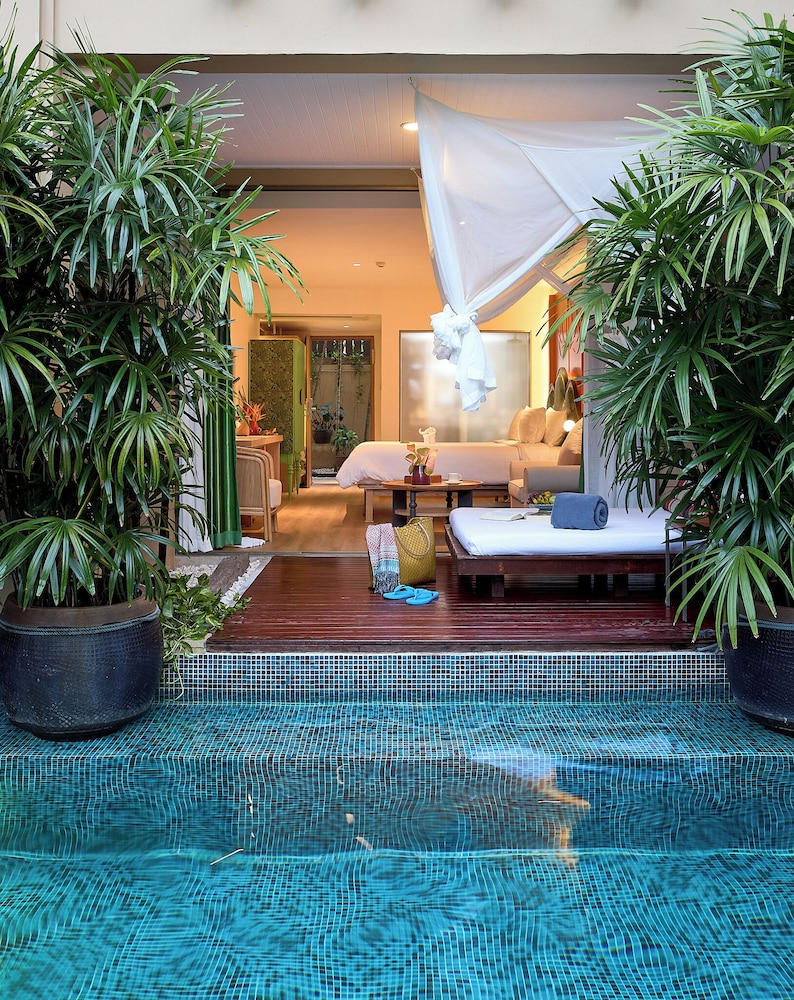 Burasari Phuket Resort & Spa — Hotel rooms in Patong Beach, Phuket Province