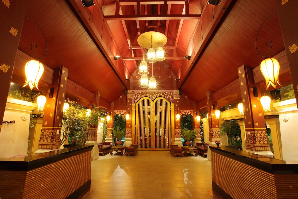 Burasari Phuket Resort & Spa — Hotel building in Patong Beach, Phuket Province