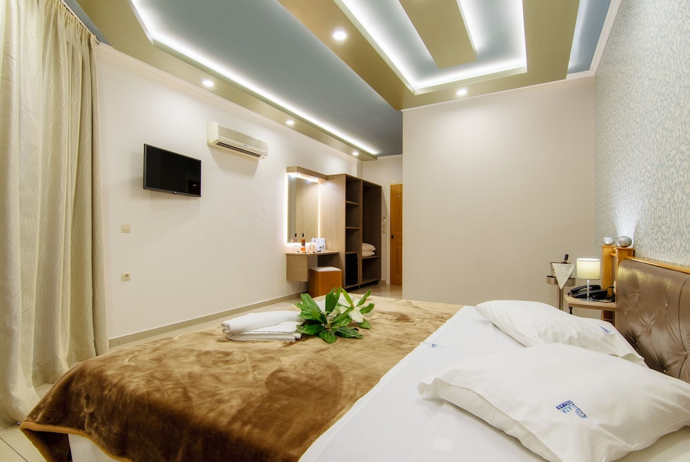 Plaza Pallas — Hotel rooms in Tsilivi, Ionian Islands