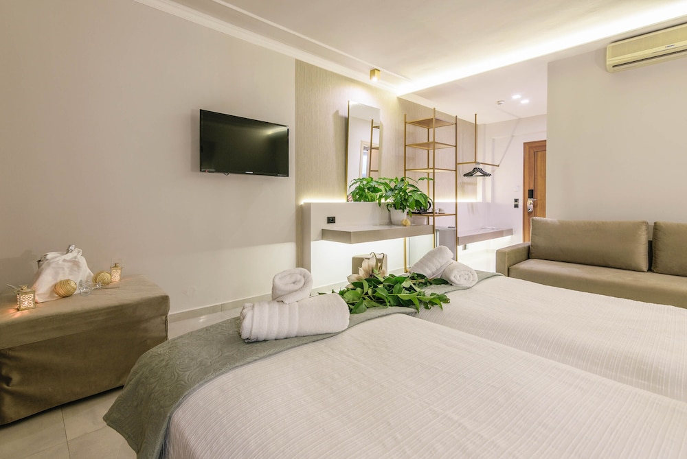 Plaza Pallas — Hotel rooms in Tsilivi, Ionian Islands
