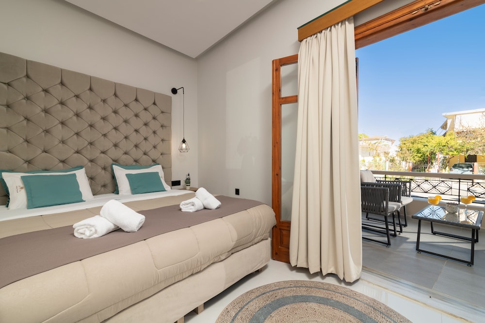 Plaza Pallas — Hotel rooms in Tsilivi, Ionian Islands