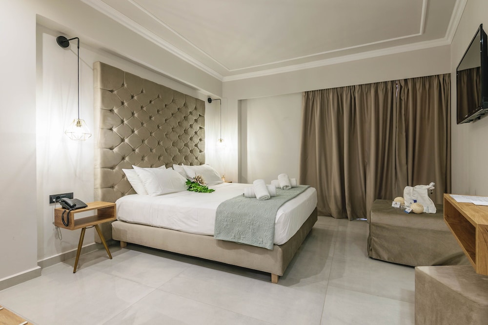 Plaza Pallas — Hotel rooms in Tsilivi, Ionian Islands