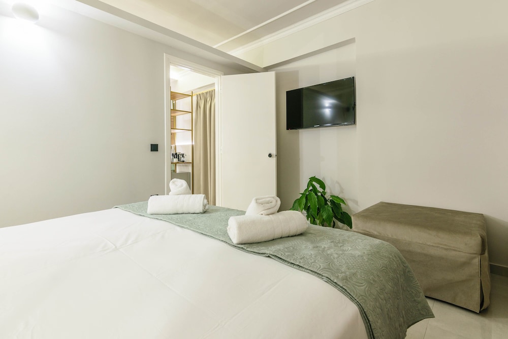 Plaza Pallas — Hotel rooms in Tsilivi, Ionian Islands