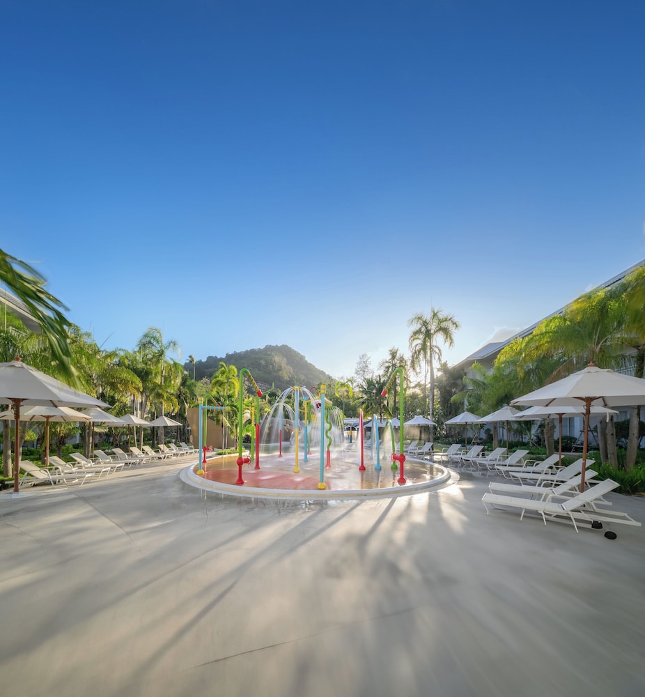 Centara Karon Resort Phuket — Beach in Karon, Phuket Province