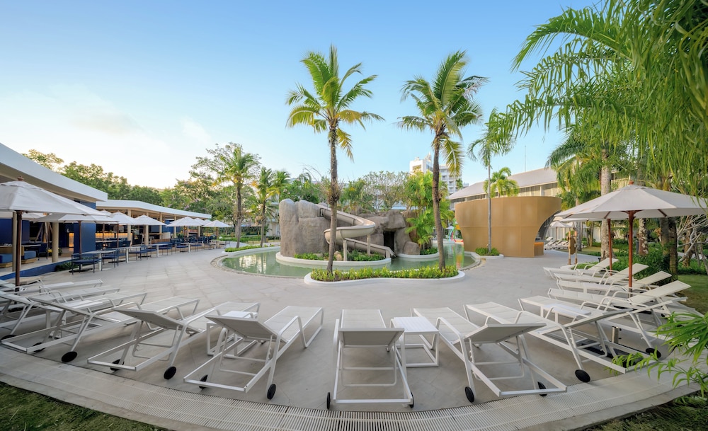 Centara Karon Resort Phuket — Hotel building in Karon, Phuket Province