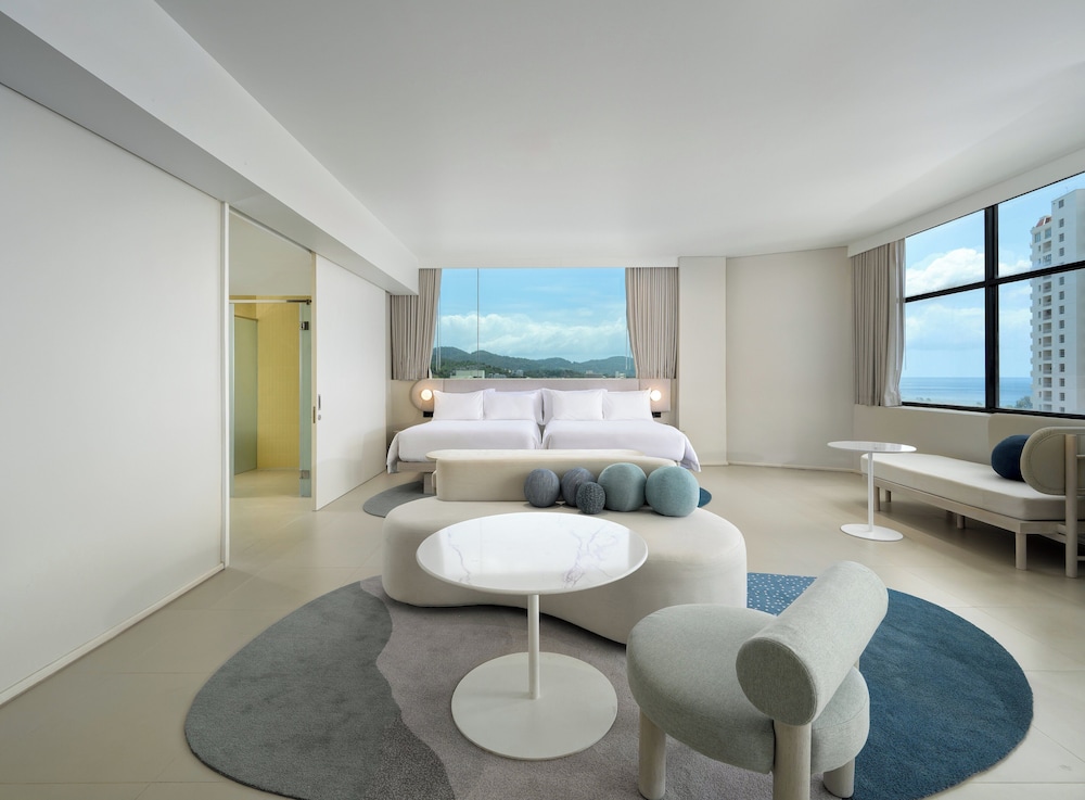 Centara Karon Resort Phuket — Hotel rooms in Karon, Phuket Province