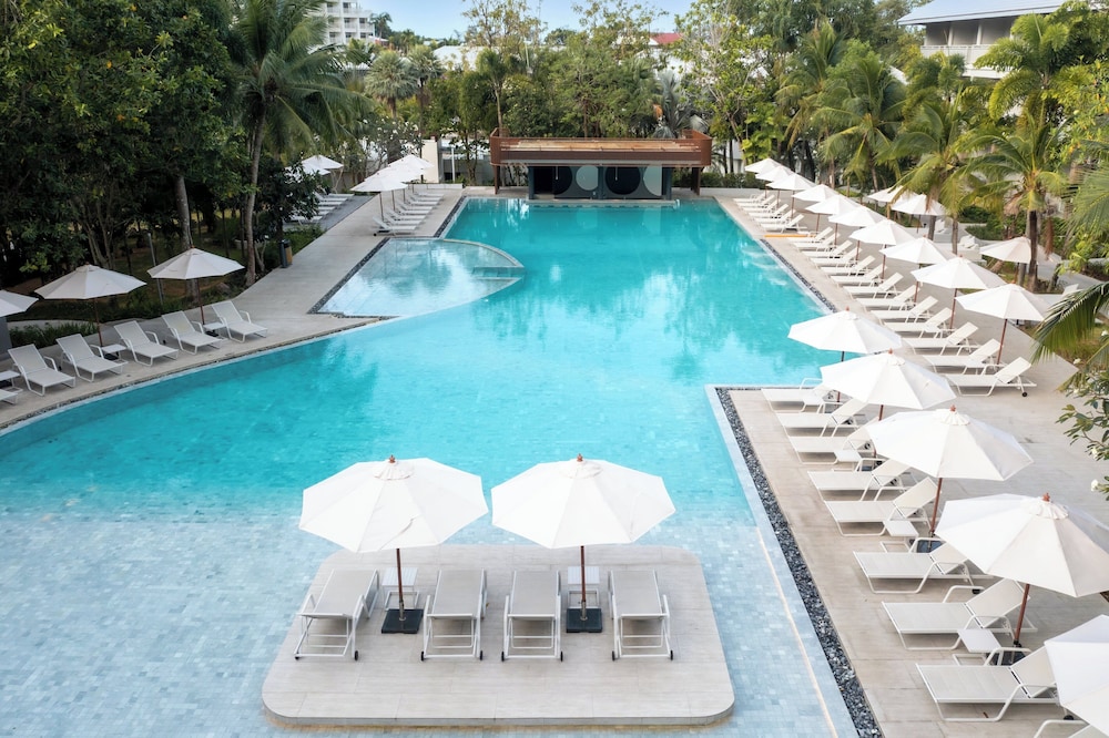Centara Karon Resort Phuket — Swimming pool in Karon, Phuket Province