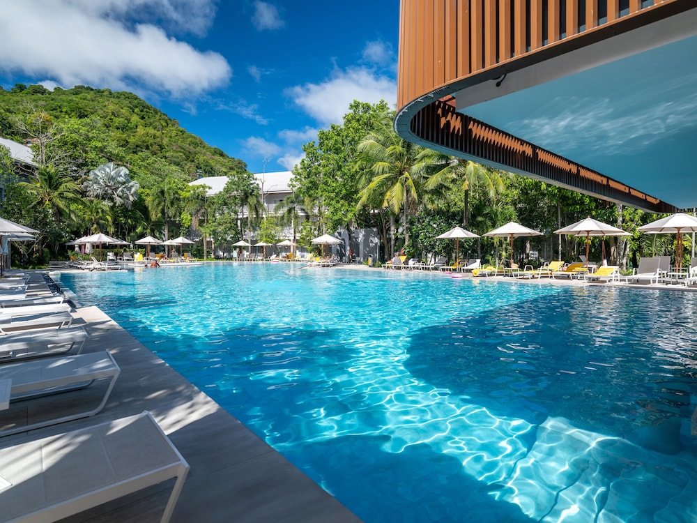 Centara Karon Resort Phuket — Swimming pool in Karon, Phuket Province