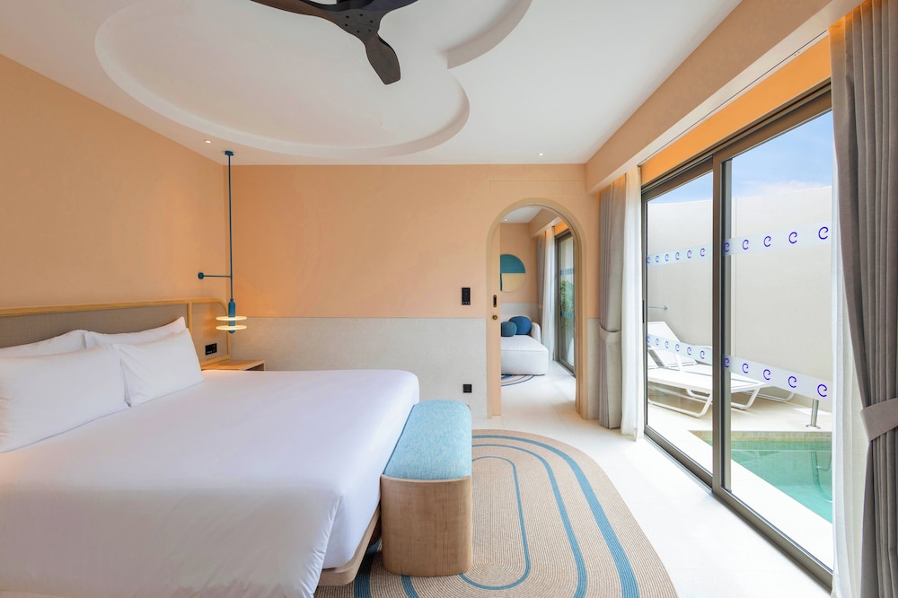 Centara Karon Resort Phuket — Hotel rooms in Karon, Phuket Province