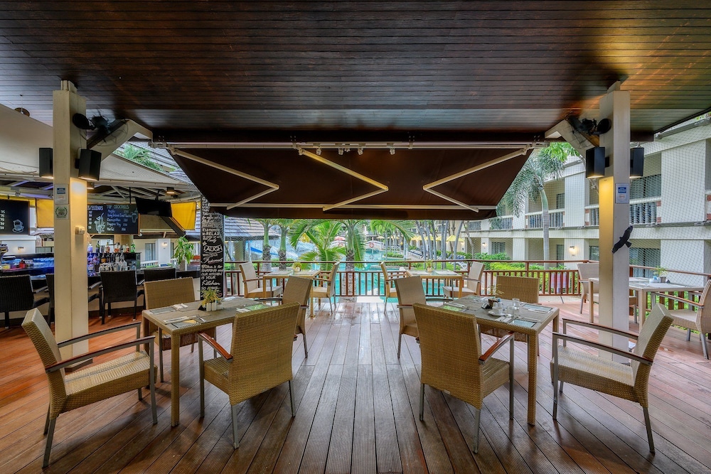 Centara Kata Resort Phuket — Restaurant & bars in Karon, Phuket Province
