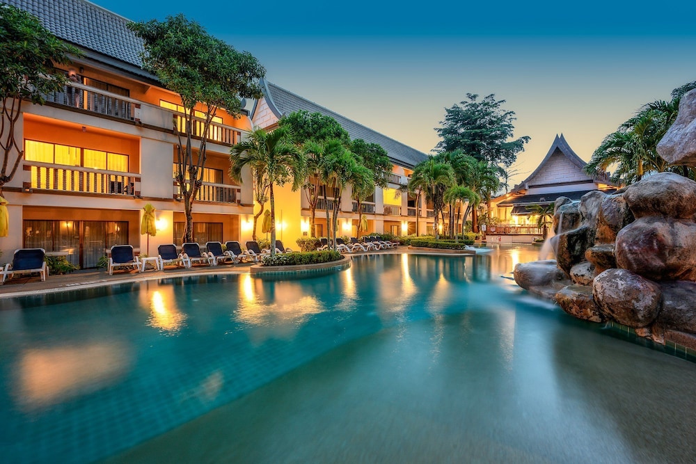 Centara Kata Resort Phuket — Swimming pool in Karon, Phuket Province