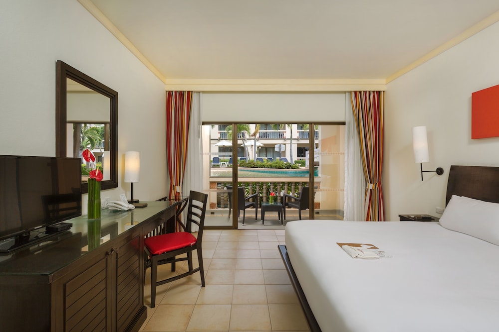 Centara Kata Resort Phuket — Hotel rooms in Karon, Phuket Province