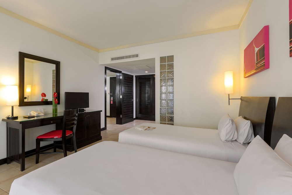 Centara Kata Resort Phuket — Hotel rooms in Karon, Phuket Province