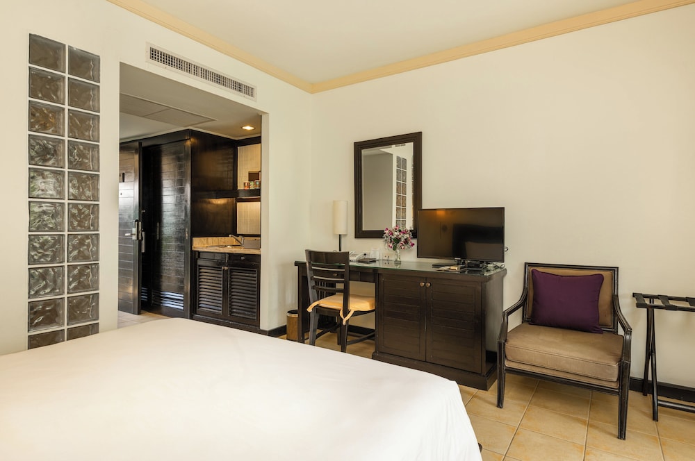 Centara Kata Resort Phuket — Hotel rooms in Karon, Phuket Province