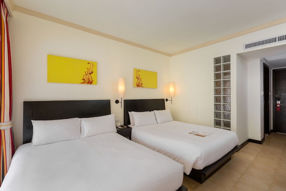 Centara Kata Resort Phuket — Hotel rooms in Karon, Phuket Province